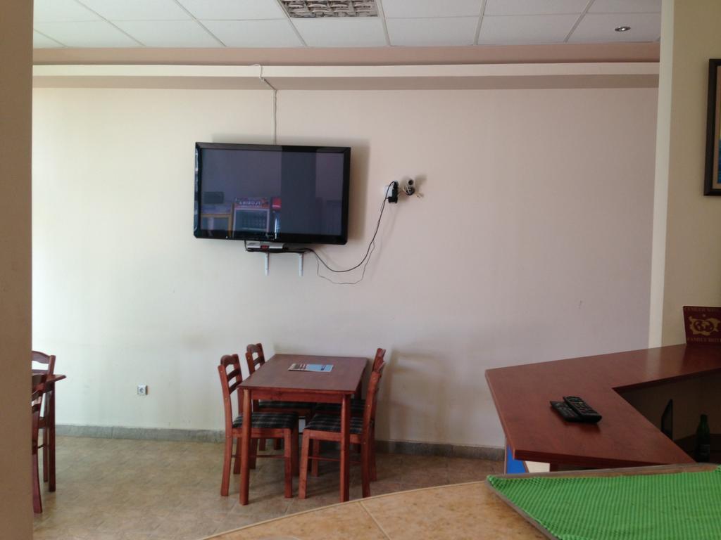 Femili Hotel Diveda Sveti Vlas Eksteriør bilde